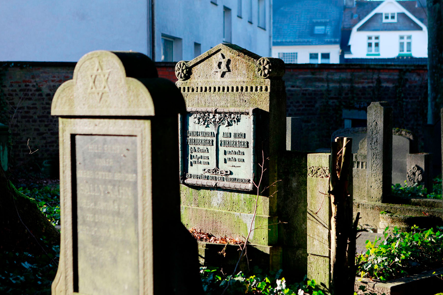 Fuehrung Juedischer Friedhof